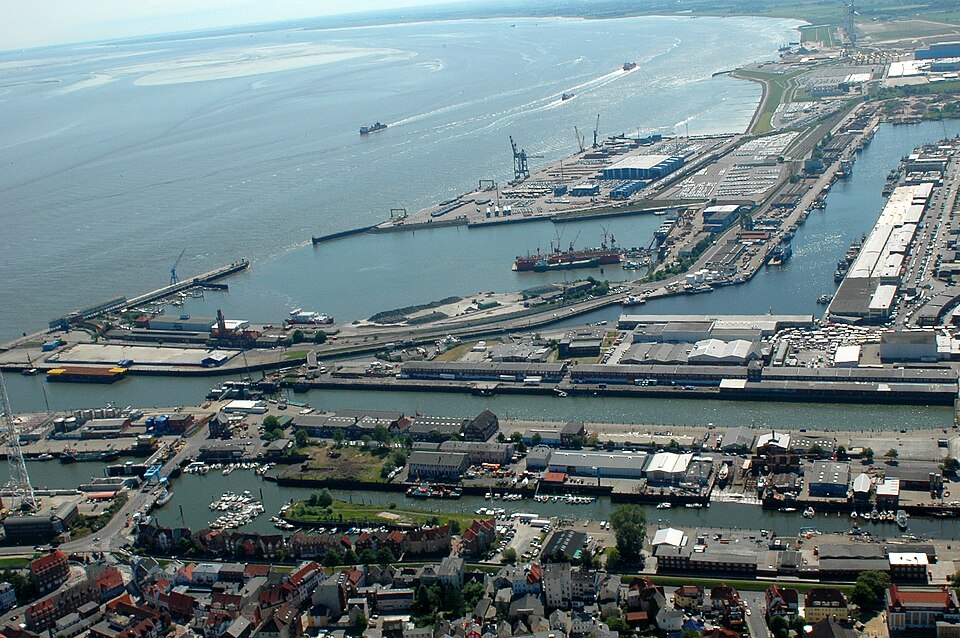 2012-05-28 Fotoflug Cuxhaven Wilhelmshaven DSC