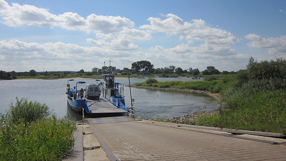 Ferry Bleckede - Neu Bleckede over the Elbe river. Niedersachsen , Germany. - panoramio