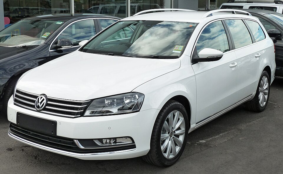 Emden: 2011 Volkswagen Passat (3C)