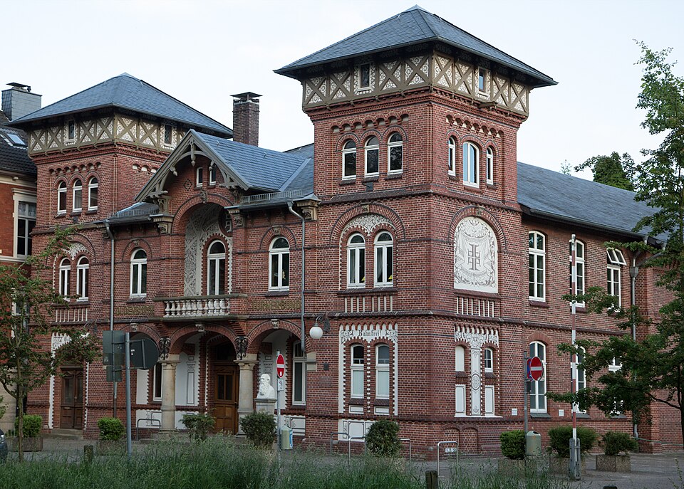 Oldenburg: Alte Turnhalle am Haarenufer (1) Ansicht von Nordwesten