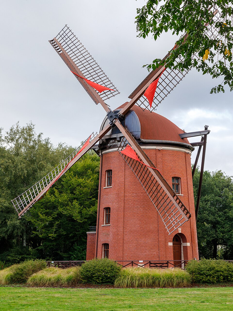 Echt, aber nicht historisch - Rügenwalder Mühle in Bad Zwischenahn
