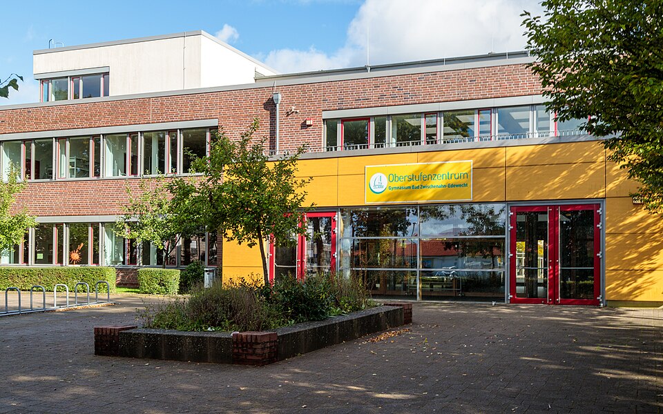 Oberstufenzentrum Gymnasium Bad Zwischenahn-Edewecht - Eingang Reidamm