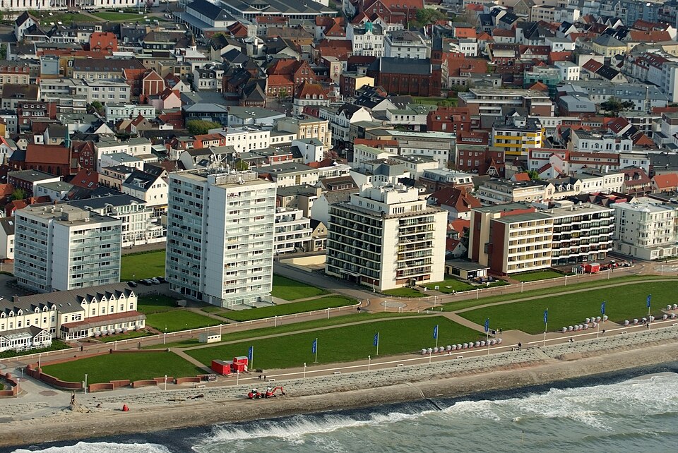 Norderney: 2012-05-13 Nordsee-Luftbilder DSCF9034