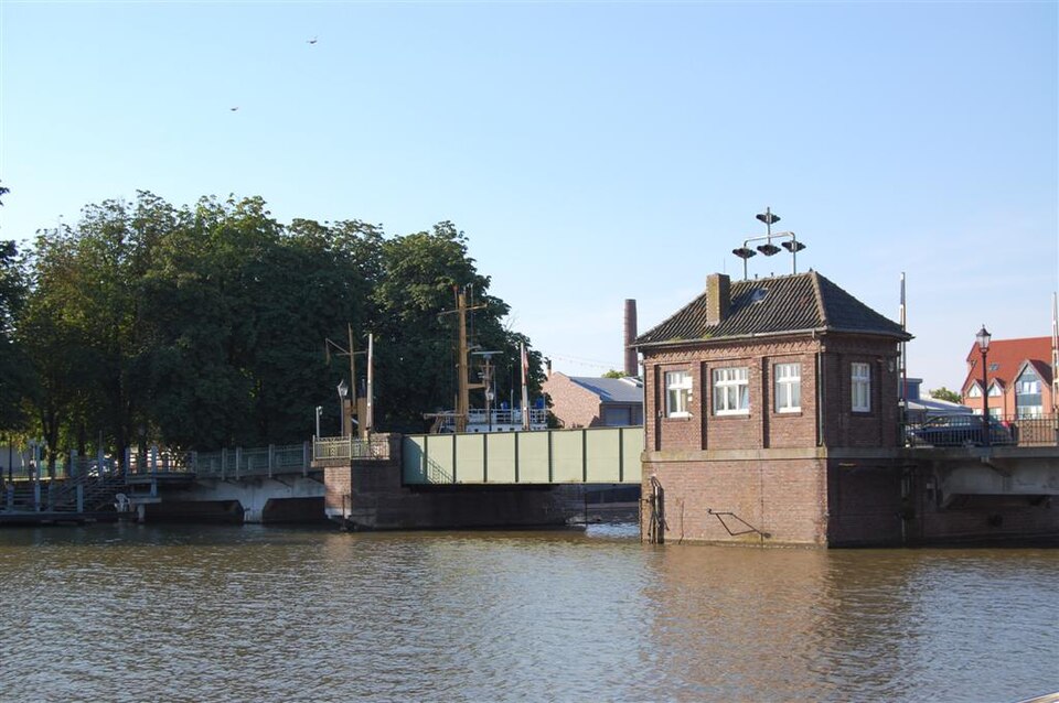 Leer, stadsbrug