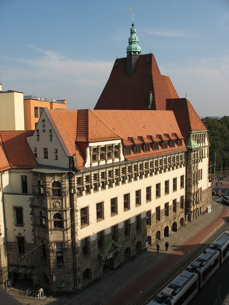 Bremen: 061011-134000-Polizeihaus