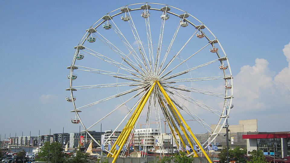 Bremerhaven Riesenrad am Neuen Hafen
