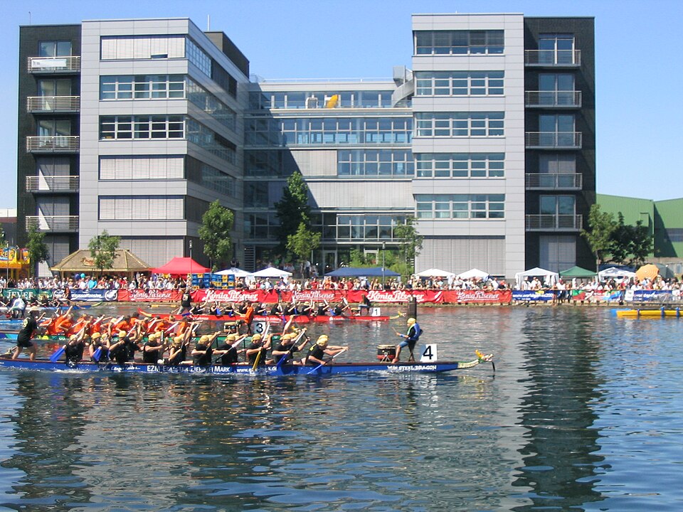 Duisburg: Drachenbootregatta
