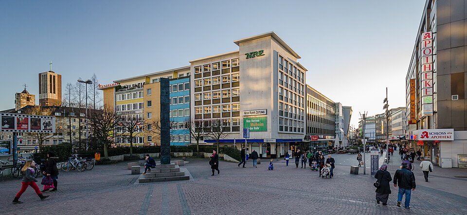 Mülheim an der Ruhr: Schlosstrasse-Muelheim