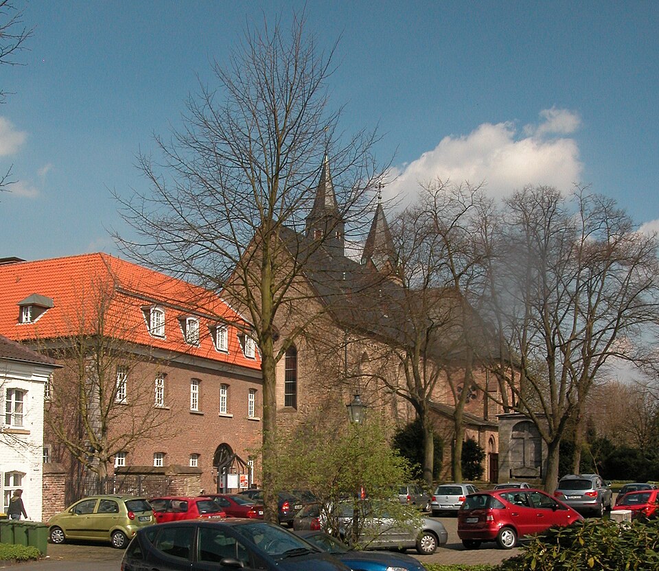 Mülheim an der Ruhr: Kloster-Saarn-mit-Klosterkirche