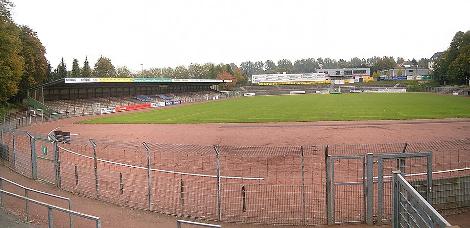 Remscheid Lennep - Röntgenstadion ies