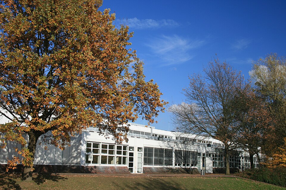 Gebäude Gymnasium Vogelsang Solingen 02
