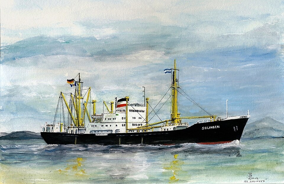 Hapag cargo ship Solingen in