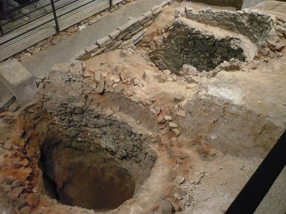 Bad Münstereifel: Kalkbrennerei-iversheim-oefen45
