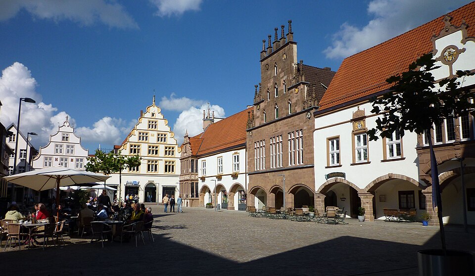 Lemgo - Marktplatz mit Rathaus
