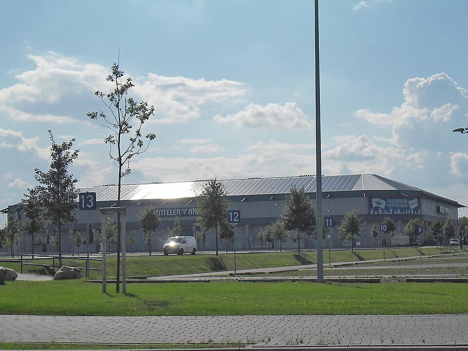 Paderborn: Benteler Arena Ostansicht
