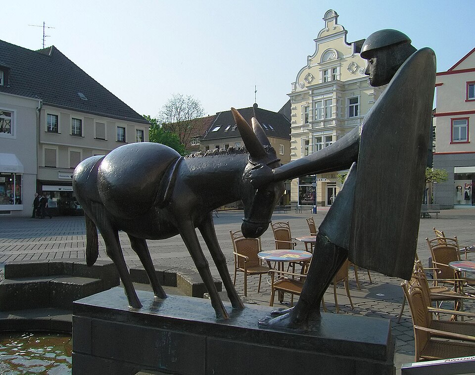 Unna Marktplatz Eselsbrunnen (smial)