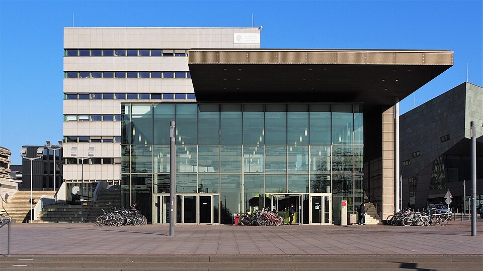 Karo5 Eingangsgebaeude Verwaltungsgebaeude TU Darmstadt
