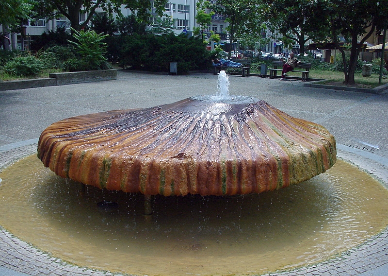 Wiesbaden: Kochbrunnen fg01