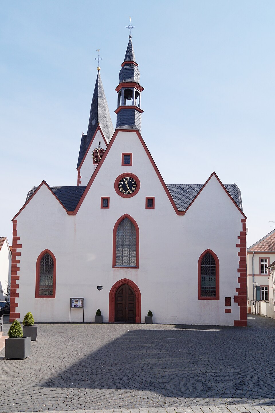 Babenhausen (Hessen): Babenhausen Stadtkirche Aussenansicht