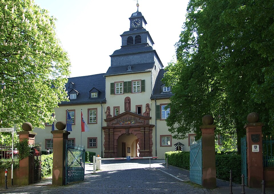 Bad Homburg v. d. Höhe: Schloss-hg-eingang001