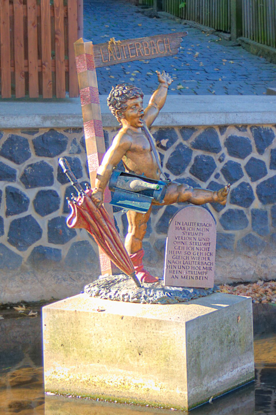Lauterbach (Hessen) - Strolch-Denkmal
