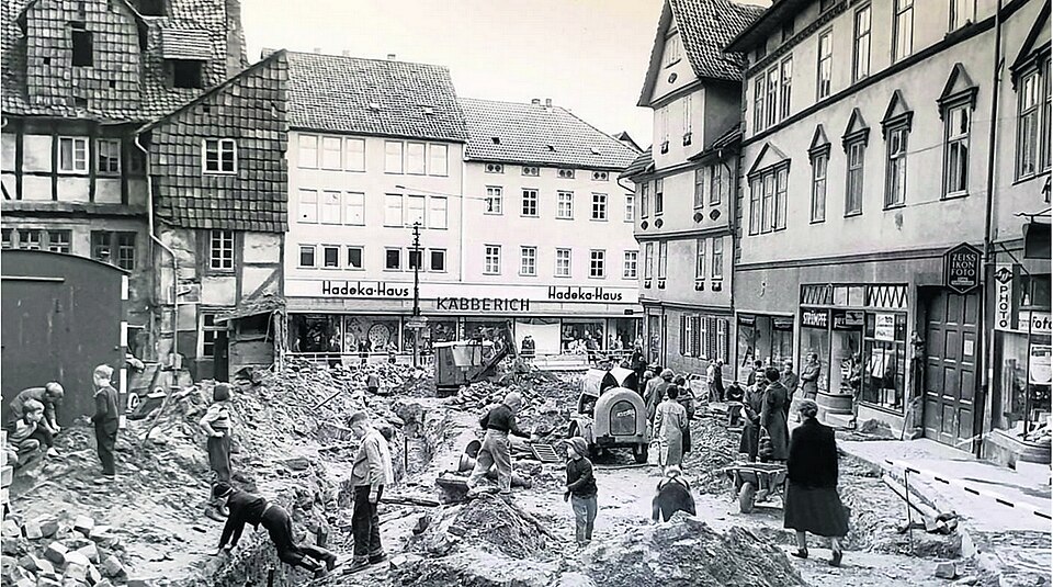 Eschwege, Forstgasse, Erneuerung Kanalisation Ende der