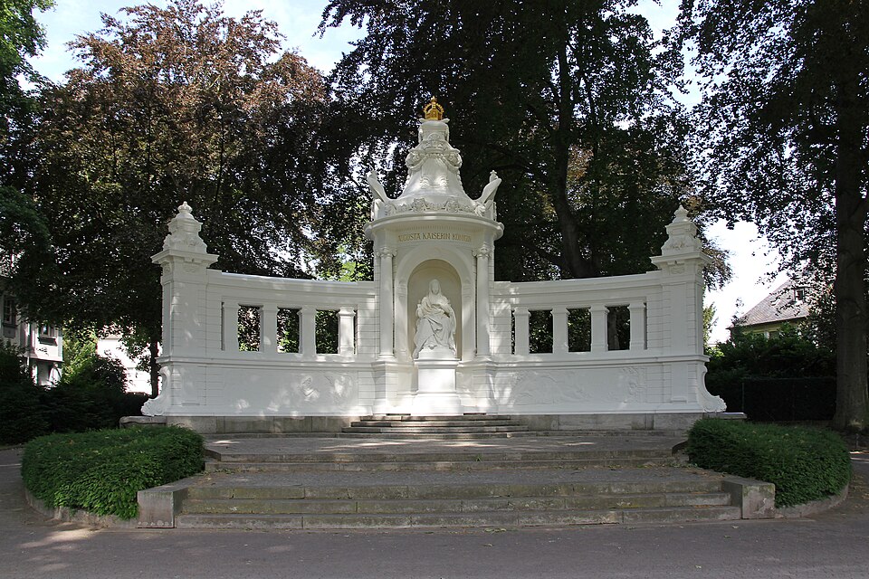 Kaiserin-Augusta-Denkmal 11 Koblenz