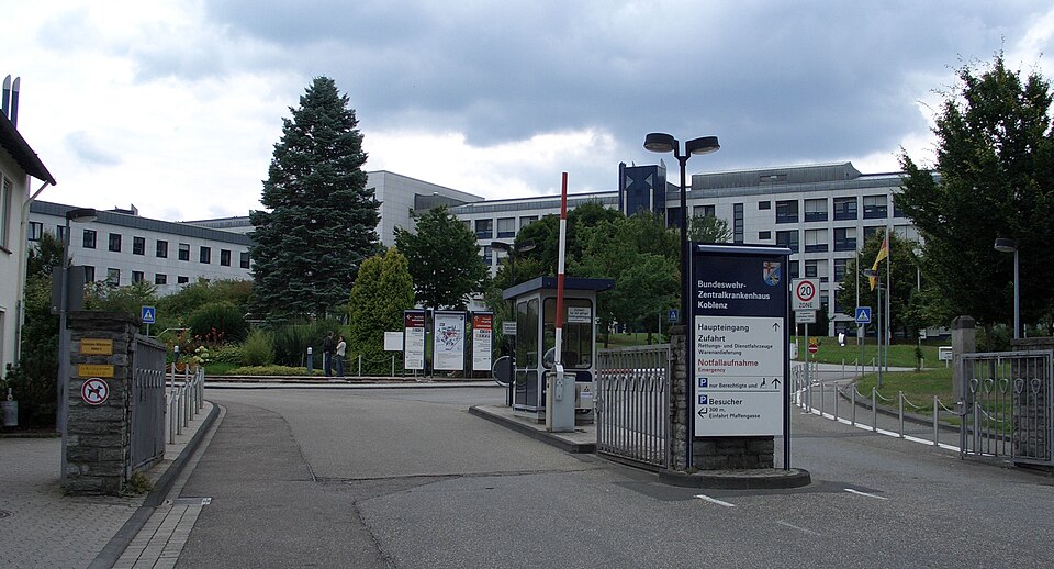 Haupteingang Bundeswehrzentralkrankenhaus Koblenz