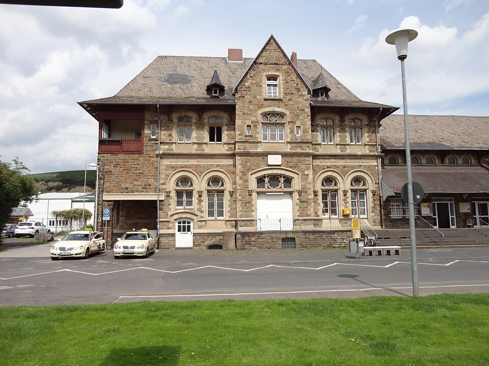 Bad Neuenahr-Ahrweiler: Bahnhof Bad Neuenahr