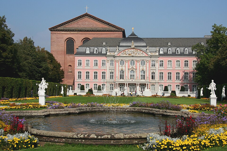 Kurfürstl Palais Trier (Sp