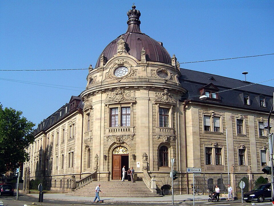 Landau in der Pfalz: Court House in Landau