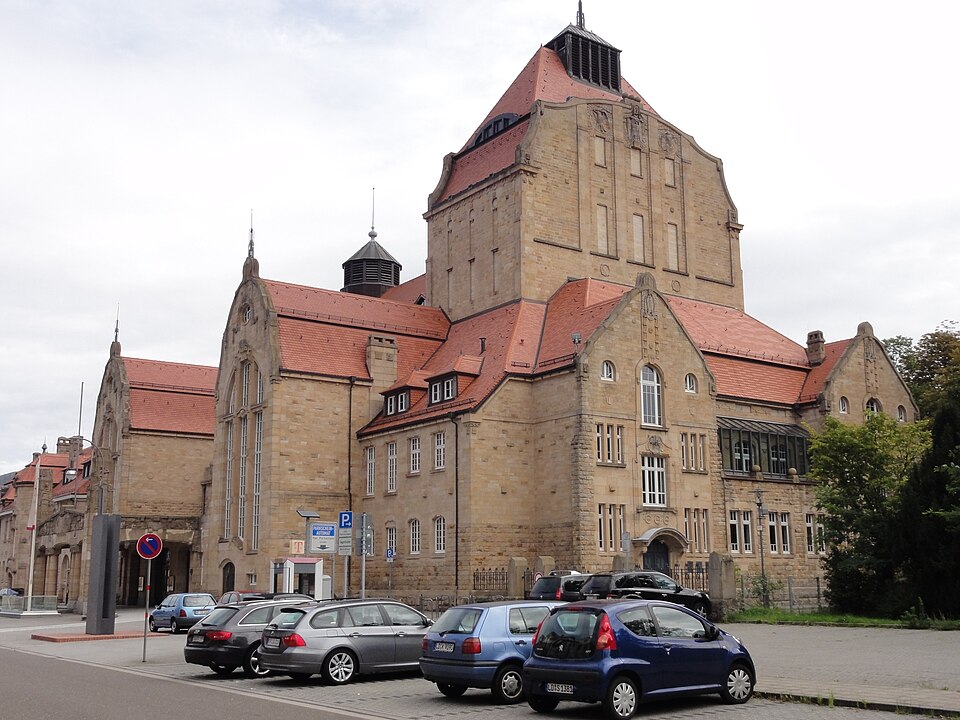 Landau in der Pfalz: Landau Festhalle 01