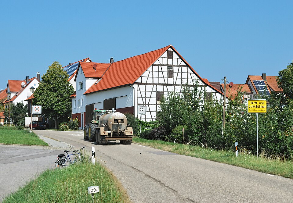 Markgröningen: Hardt- Schönbühlhof Ortseingang