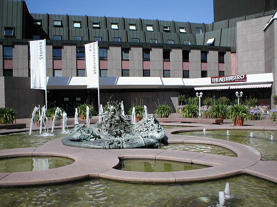 Heilbronn-theaterbrunnen2