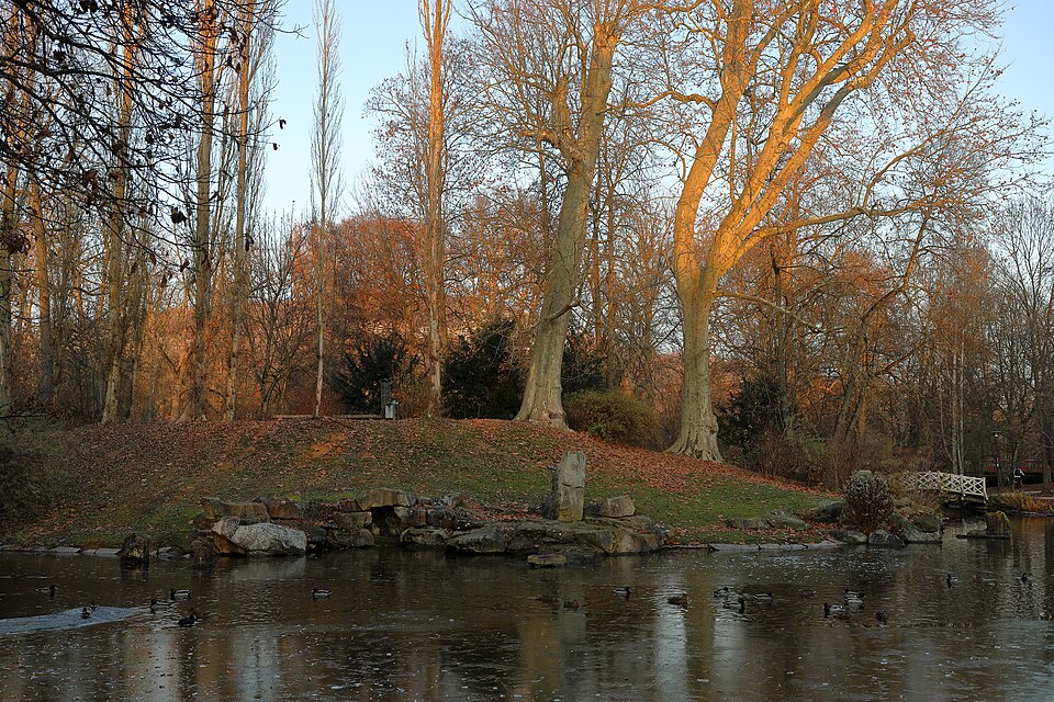 Bad Mergentheim: Abendstimmung im herbstlichen Schlosspark