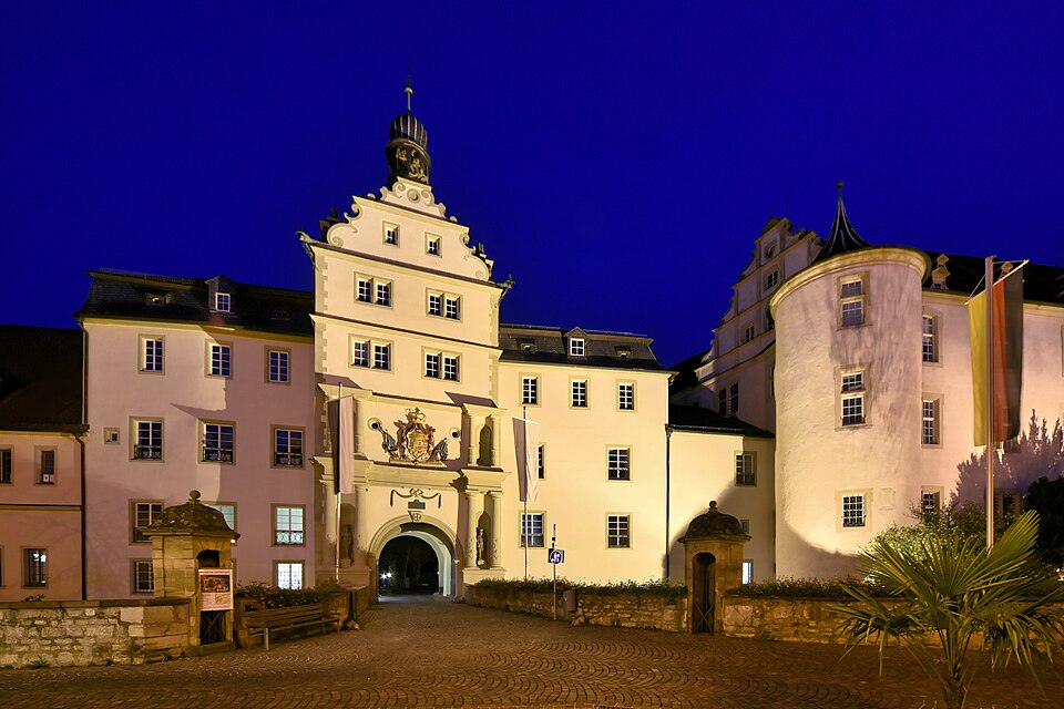 Bad Mergentheim: Deutschordensschloss Bad. Mergentheim. Das restaurierte Torhaus mit interessanten Details. 02