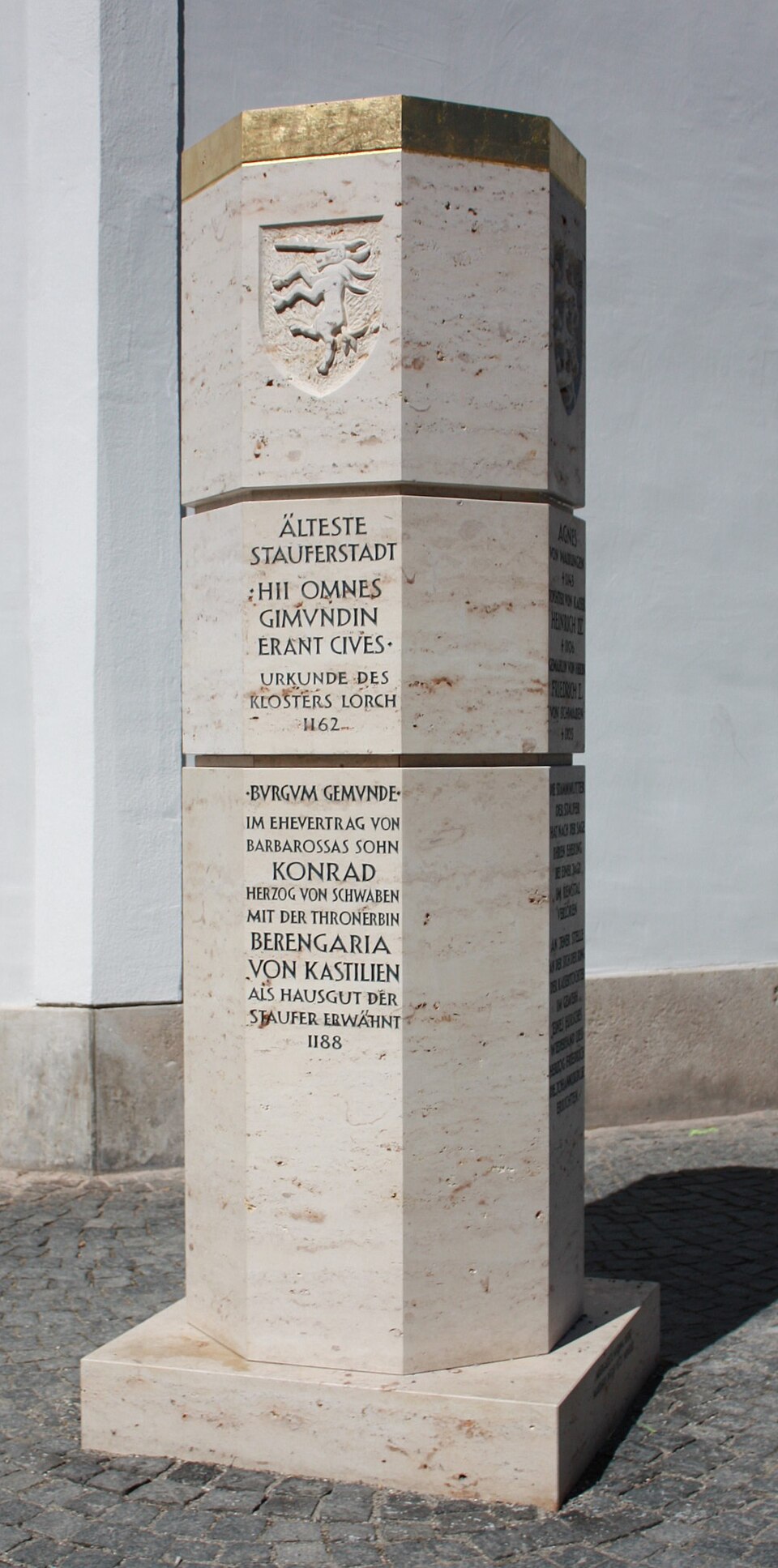 Schwäbisch Gmünd: Stauferstele-Gmünd
