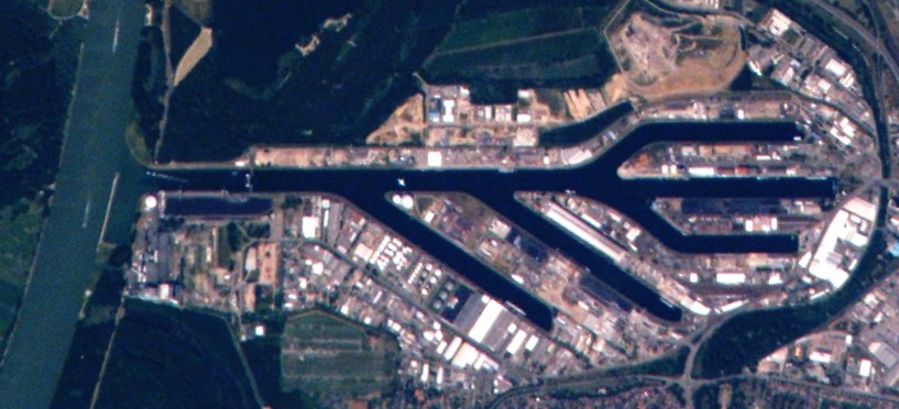 Karlsruhe-Rheinhafen-from-ISS