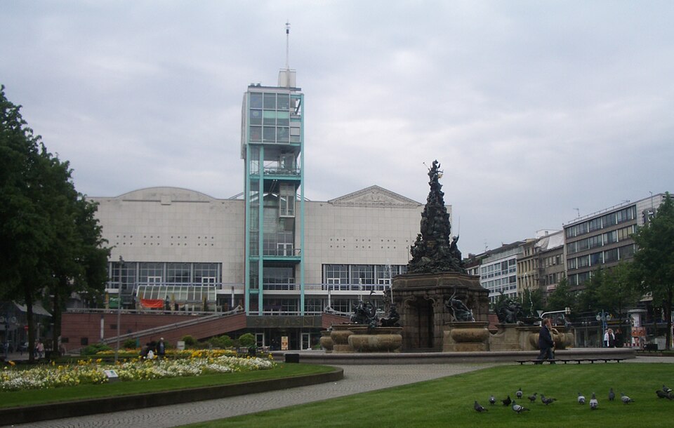 Mannheim Paradeplatz Stadthaus N1