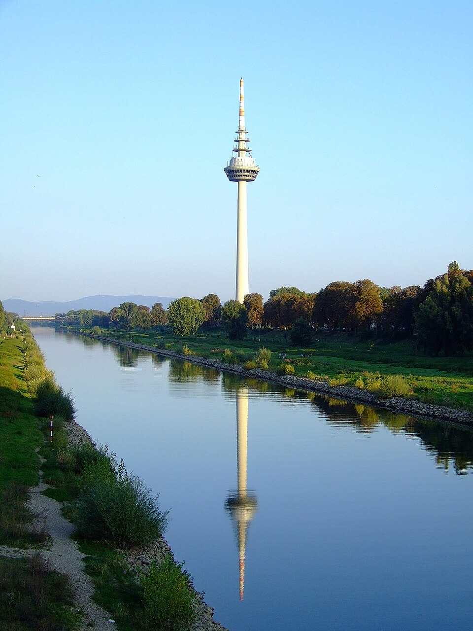 Mannheimer fernmeldeturm 2