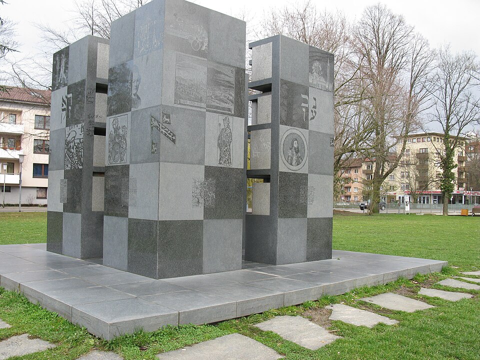 Reuchlin Denkmal im Stadtgarten Pforzheim