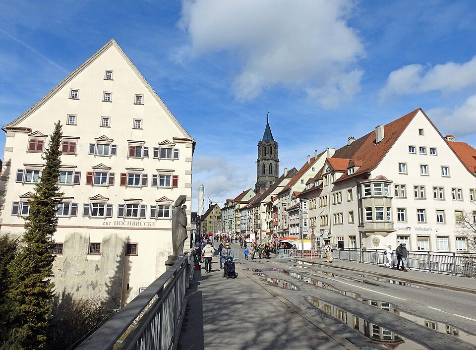 Rottweil - Hochbrücke Ri N - Hochbrücktorstr m Kapellenkirche 02