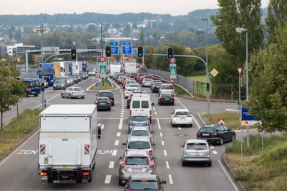 Konstanz: Grenzverkehr über B33n und A7