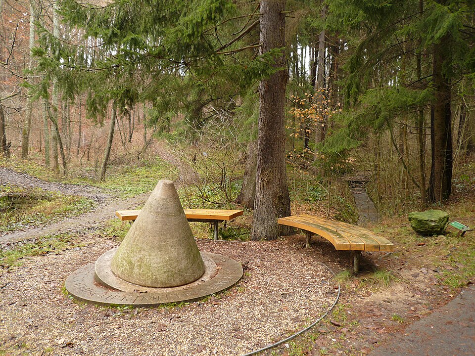 Geographischer Mittelpunkt von Baden-Württemberg bei Tübingen
