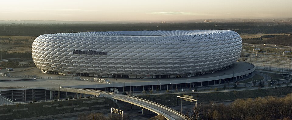 München: Allianz arena daylight Richard Bartz