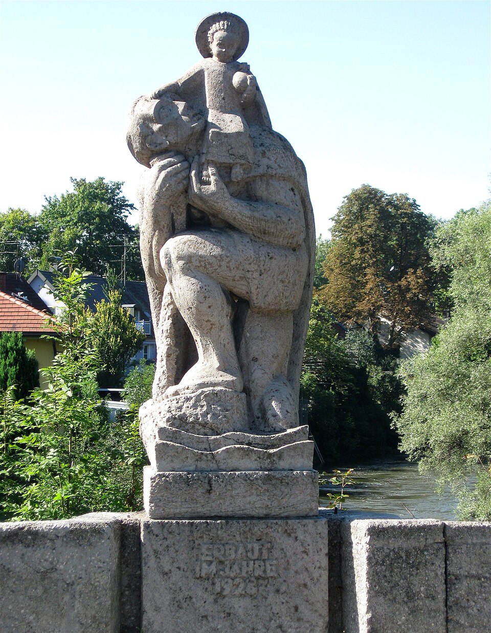 Christophorusfigur Amperbruecke Dachau