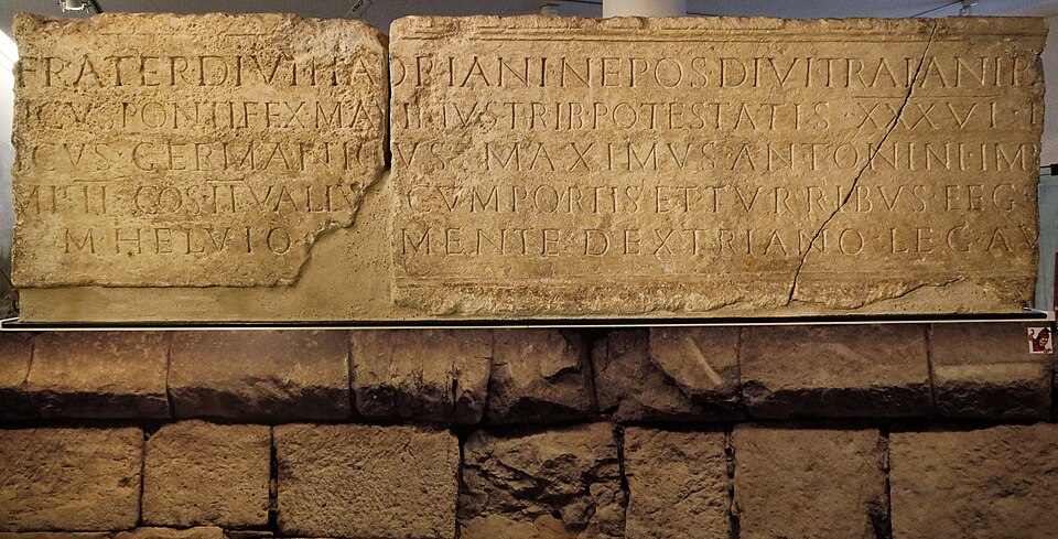 Regensburg: Bauinschrift Castra Regina von