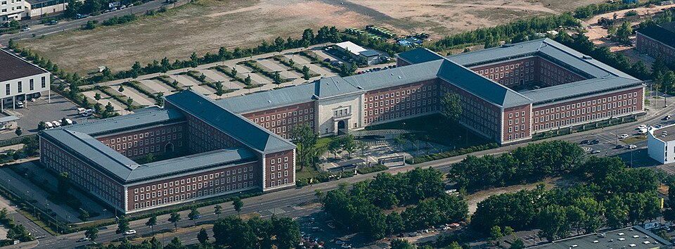 Nürnberg: Aerial Nuremberg Suedkaserne