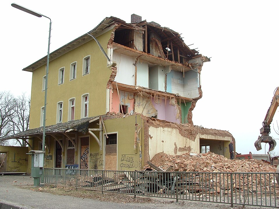 Bahnhofsgebäude Dinkelsbühl 8. April