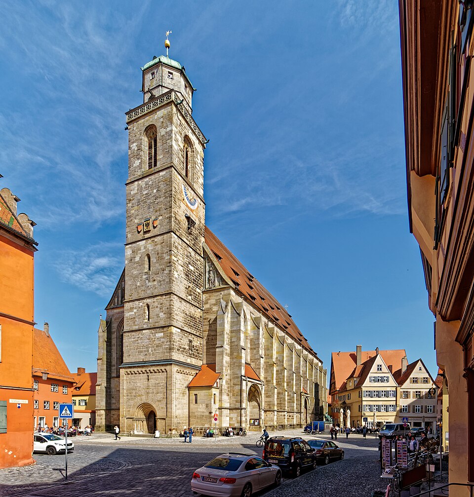 Dinkelsbühl: Außenansicht (Westen) des Münsters St. Georg 06